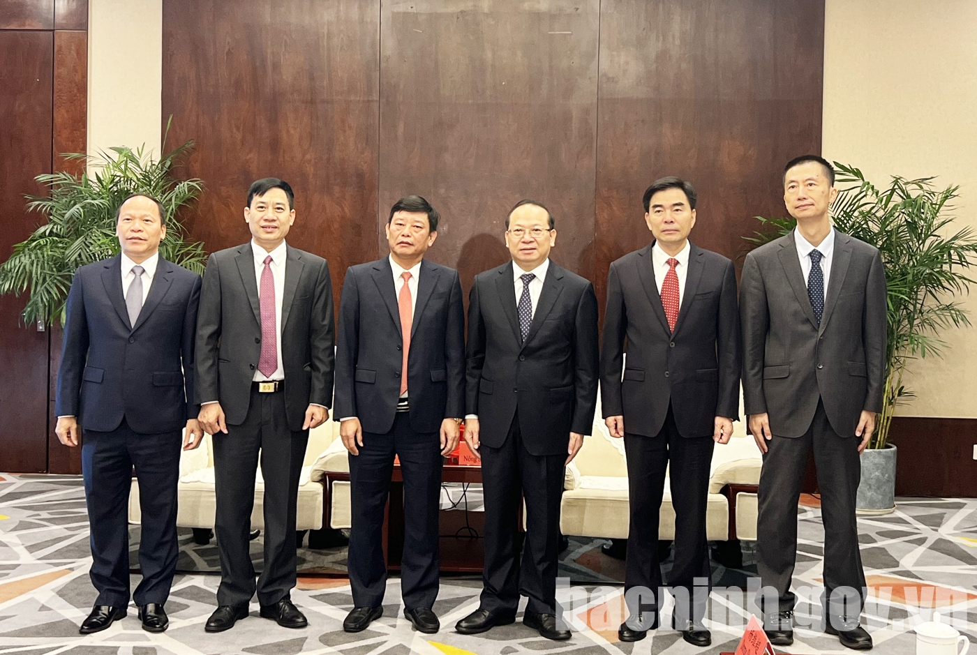 Phó Chủ tịch UBND tỉnh chào xã giao lãnh đạo thành phố Nam Ninh, Trung Quốc
