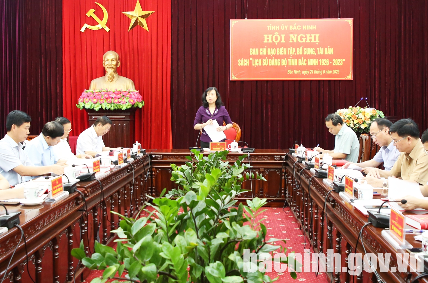 Hội nghị lấy ý kiến bổ sung, tái bản sách “Lịch sử Đảng bộ tỉnh Bắc Ninh”